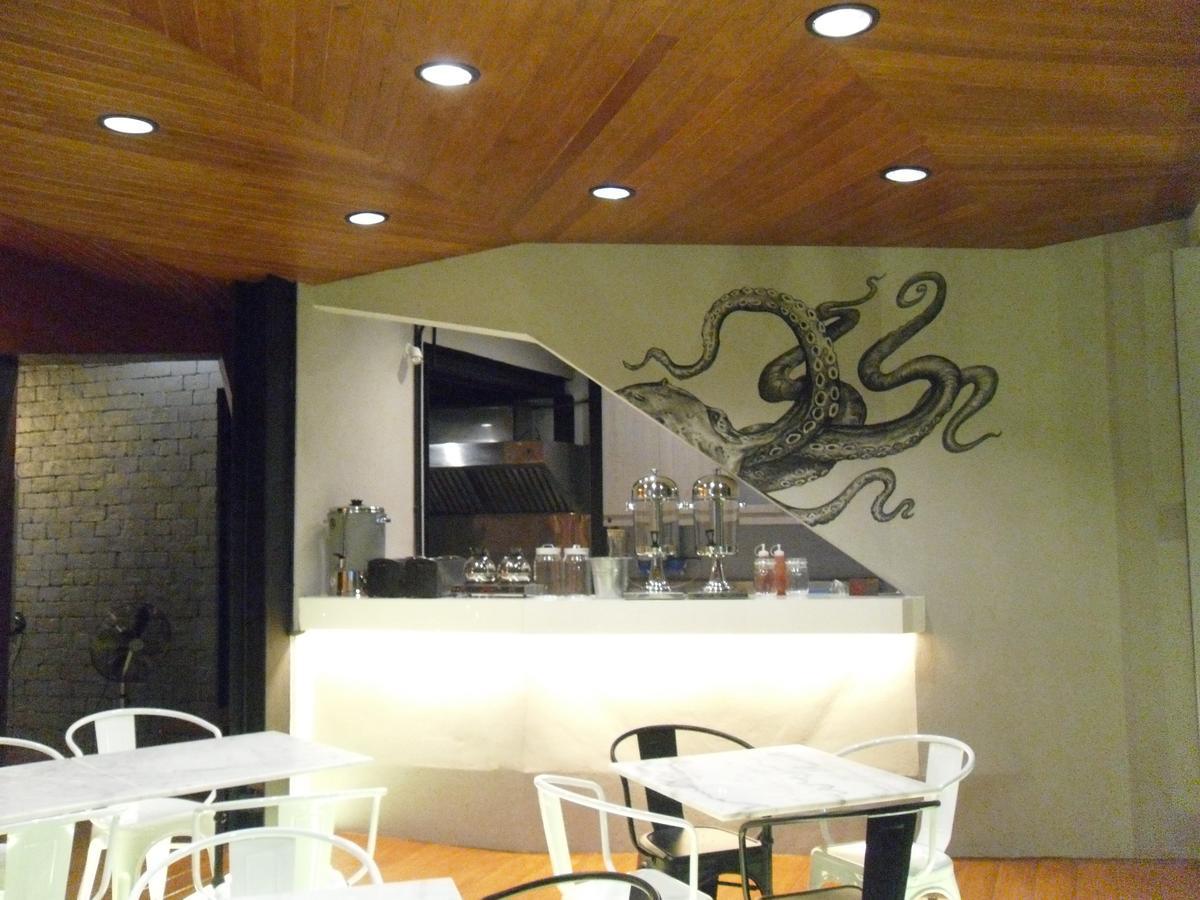Sea Crest By Jomtien Hotel Ngoại thất bức ảnh